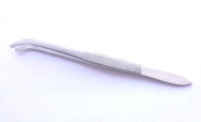 Forceps Curved Flat tips